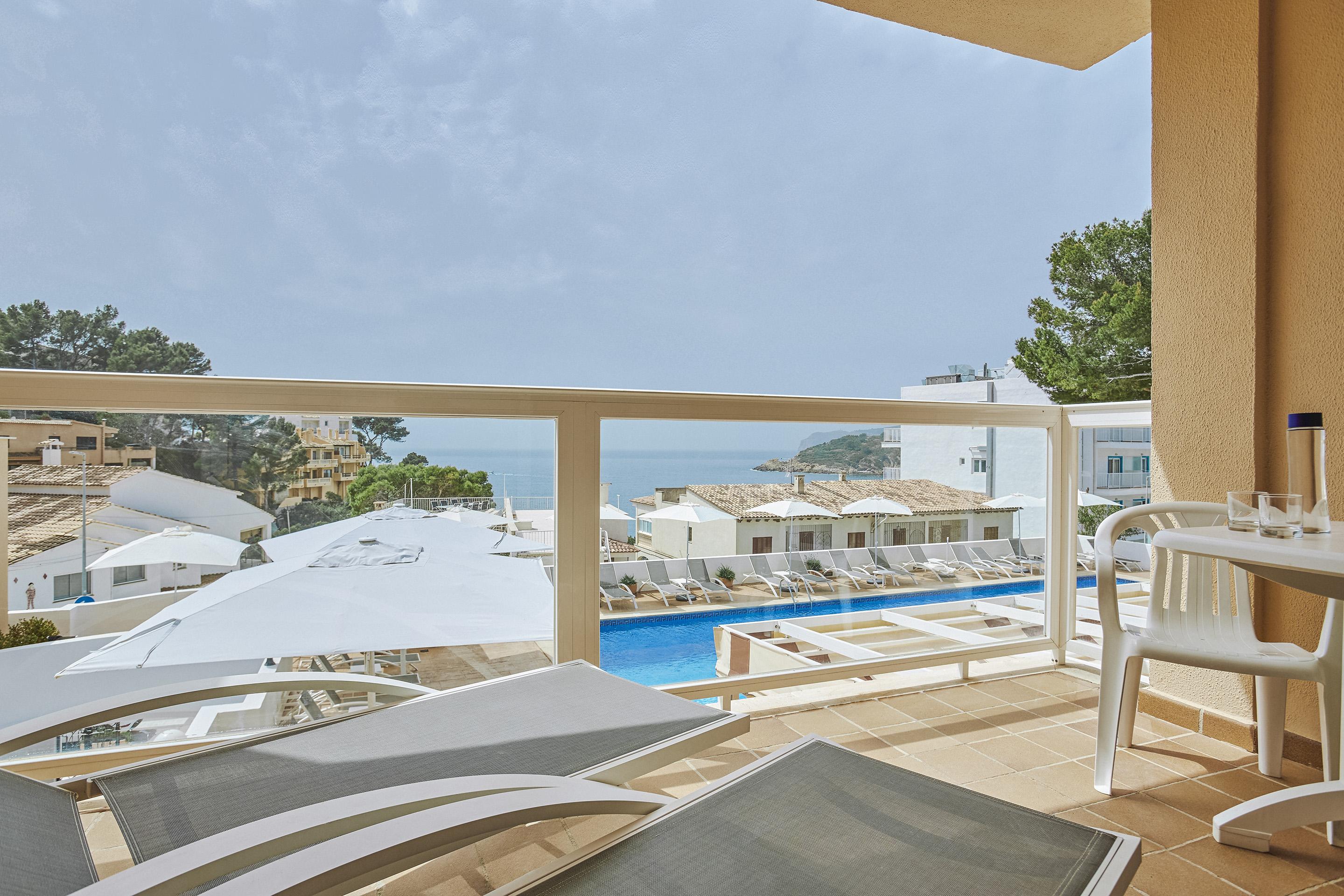 Universal Aparthotel Don Camilo Sant Elm Esterno foto