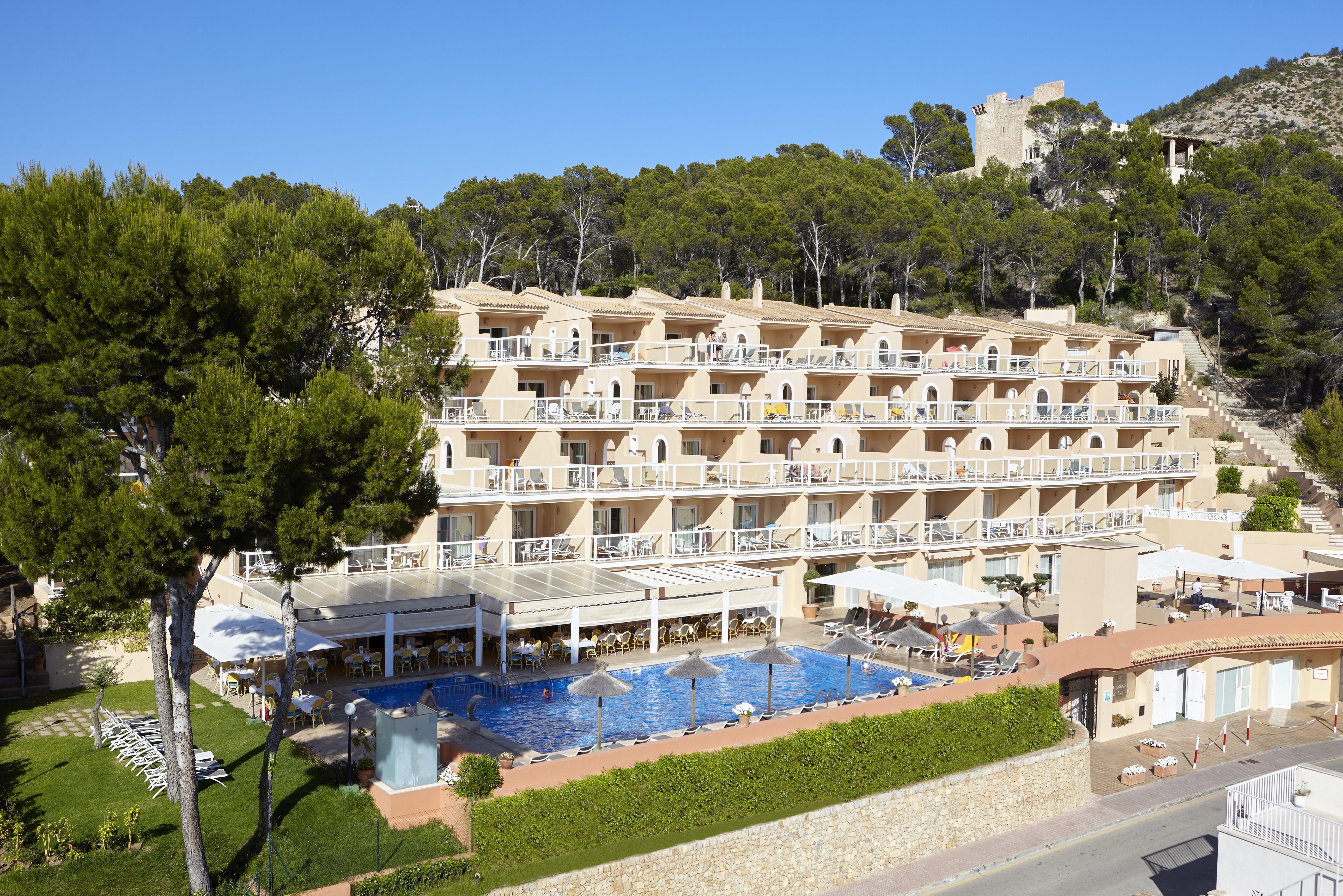 Universal Aparthotel Don Camilo Sant Elm Esterno foto