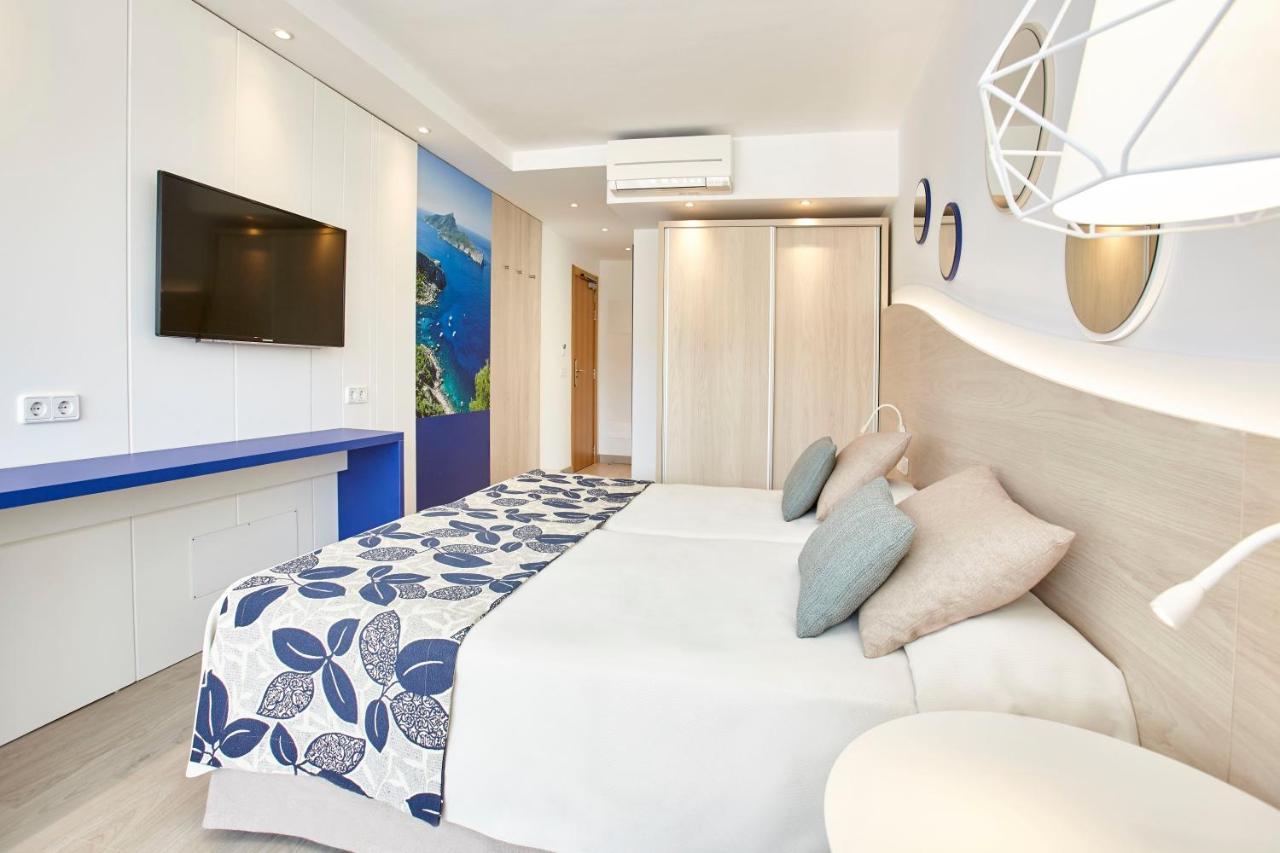 Universal Aparthotel Don Camilo Sant Elm Esterno foto