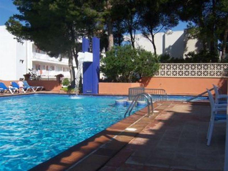 Universal Aparthotel Don Camilo Sant Elm Esterno foto