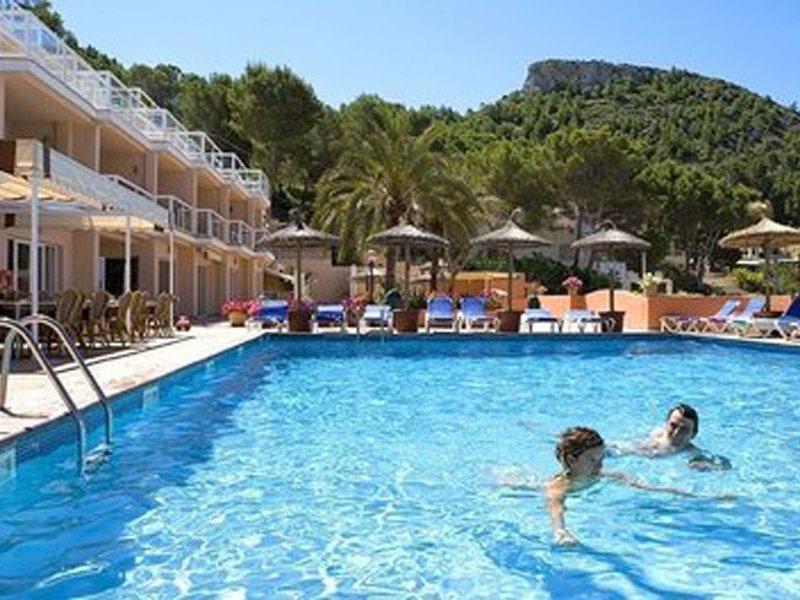 Universal Aparthotel Don Camilo Sant Elm Esterno foto
