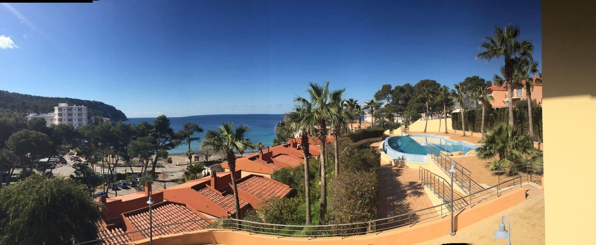 Universal Aparthotel Don Camilo Sant Elm Esterno foto
